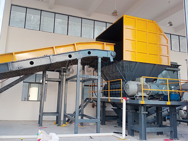 大件垃圾撕碎機在安裝時有哪些細節(jié)(圖1) 大件垃圾撕碎機在安裝時有哪些細節(jié)(圖1)